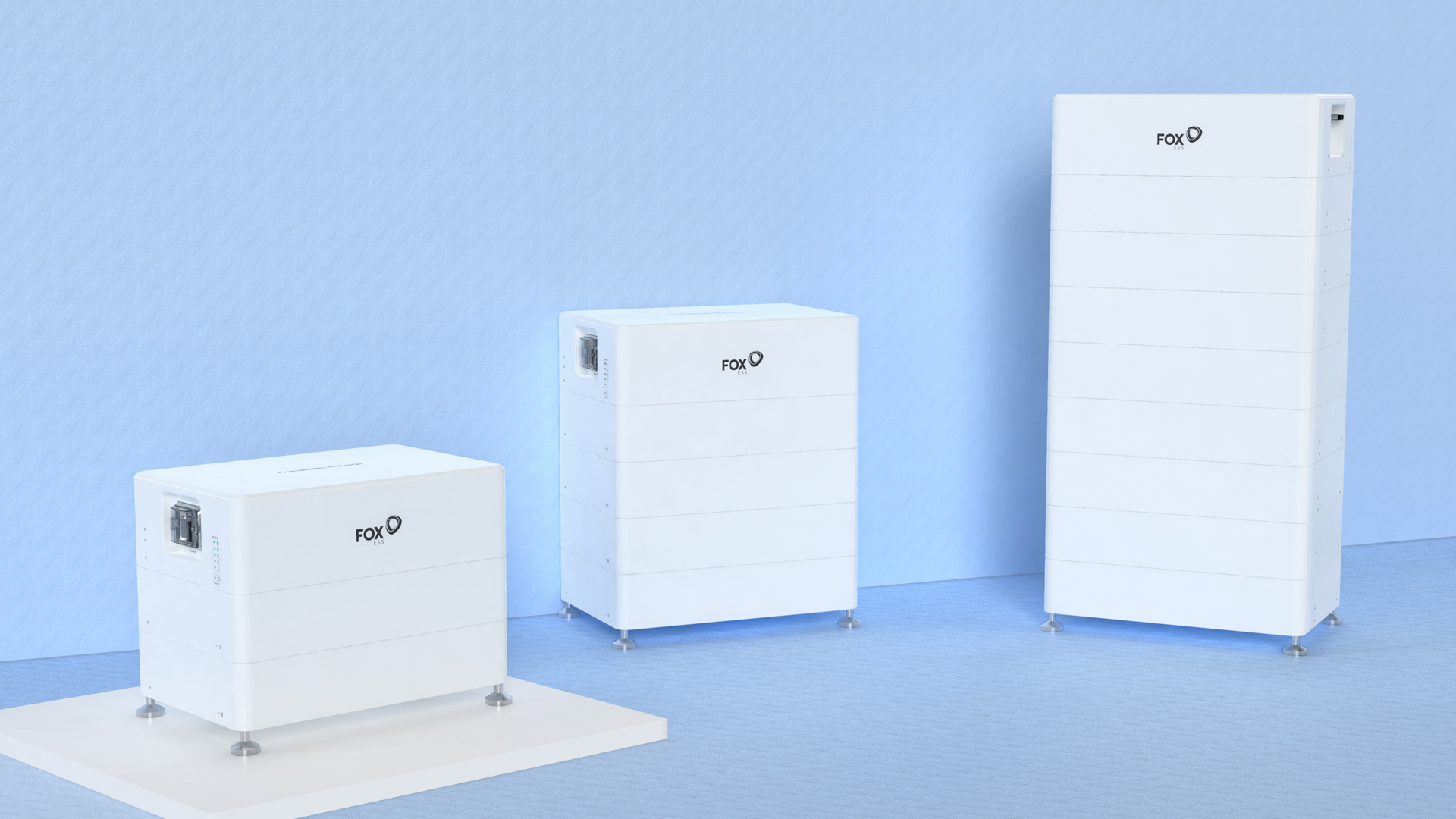 Bateria de armazenamento de energia instalada numa parede.